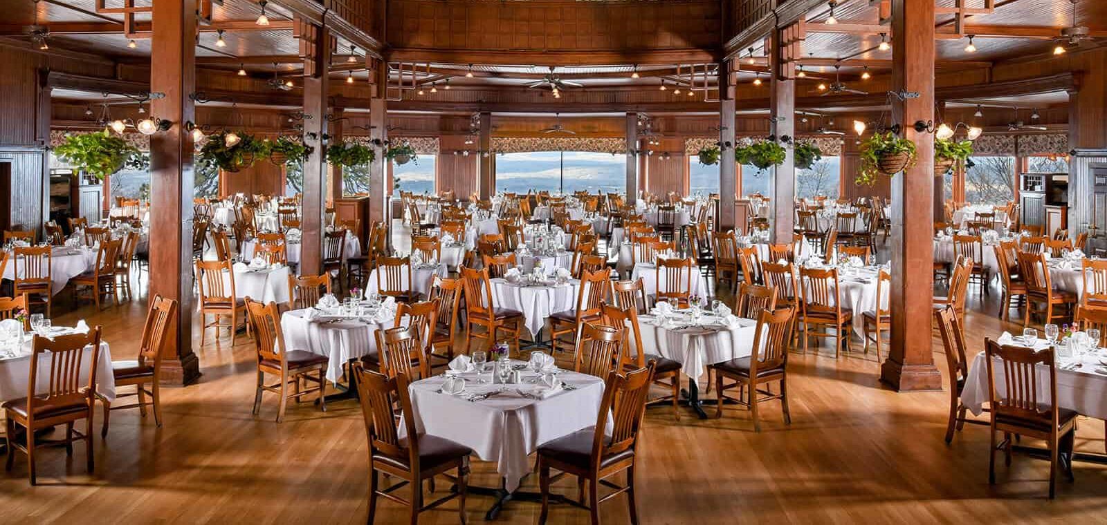 Main Dining Room - Mohonk Mountain House