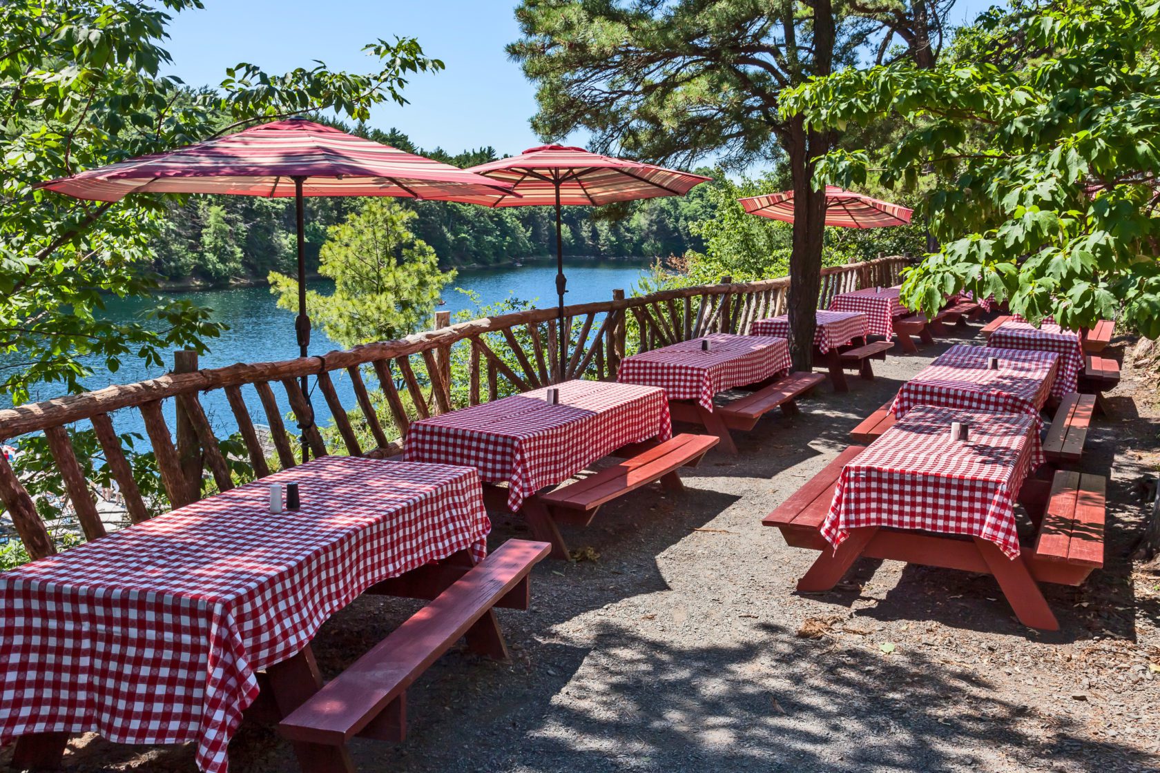Outdoor Dining at Mohonk Mountain House