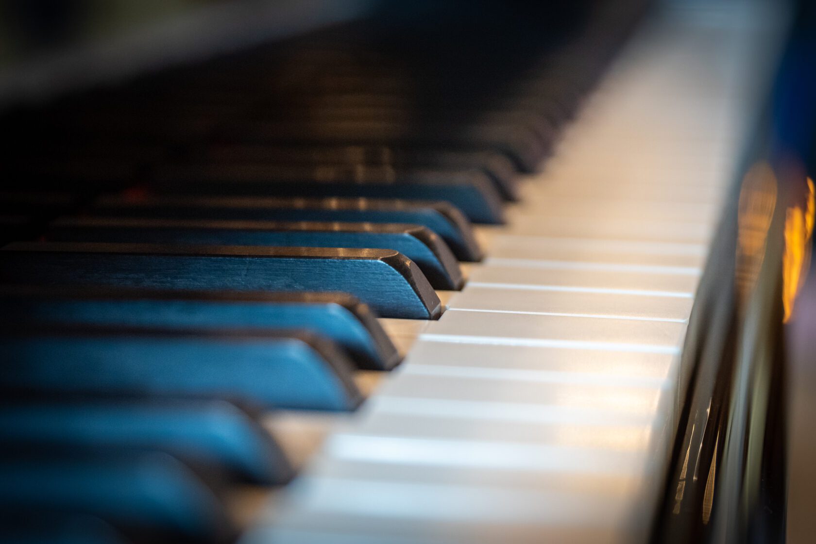 Yamaha grand piano close up keys