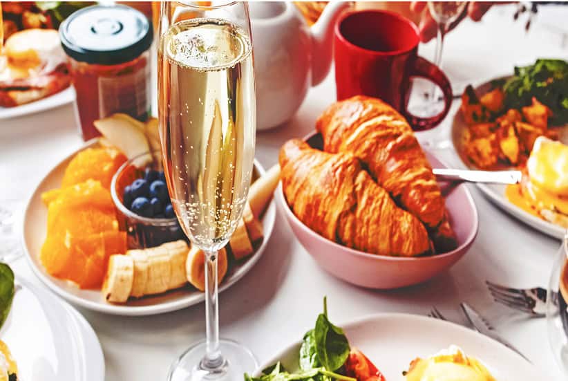 Champagne and Breakfast Food at Mohonk's Morther's Day Buffet