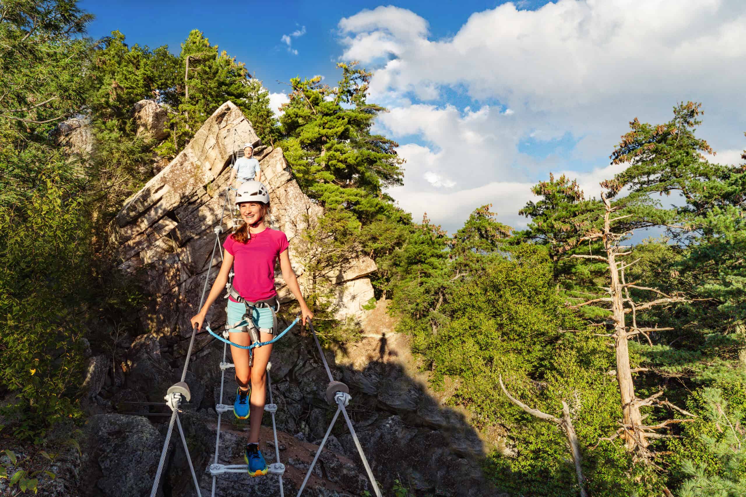 Women Enjoying Mohonk's Pinnacle Ledge Tour