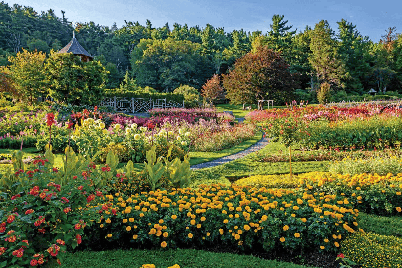 クロード・モネ、GARDEN HOUSE ON THE BANKS OF THE Greenhouse and Garden Tours | Mohonk